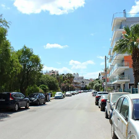 Seaside House With Garden דירה